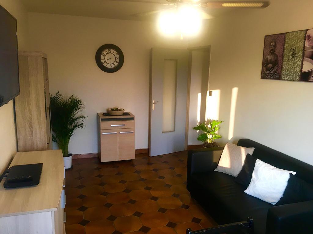 Appt Spacieux 60M2 - Vue Imprenable Proche Mer Et Montagne Apartment แปร์ปินญอง ภายนอก รูปภาพ